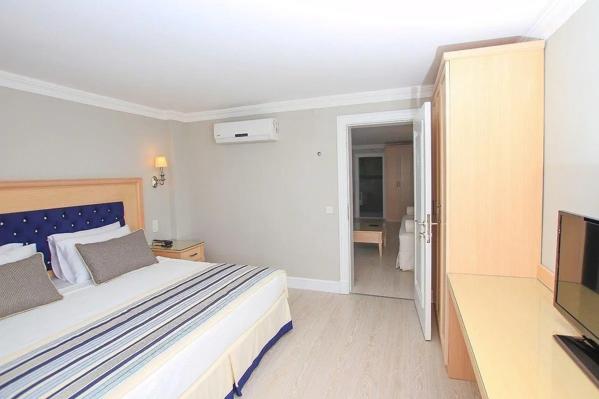Palm Bay Beach Hotel Emecik